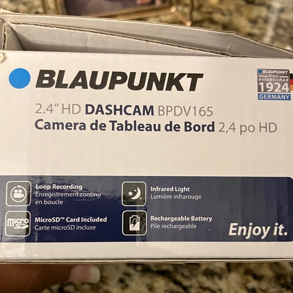 Blaupunkt Black HD Dashcam with Infrared - Picture 5 of 6